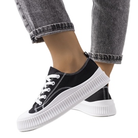 Černé tenisky na platformě Chovka černý