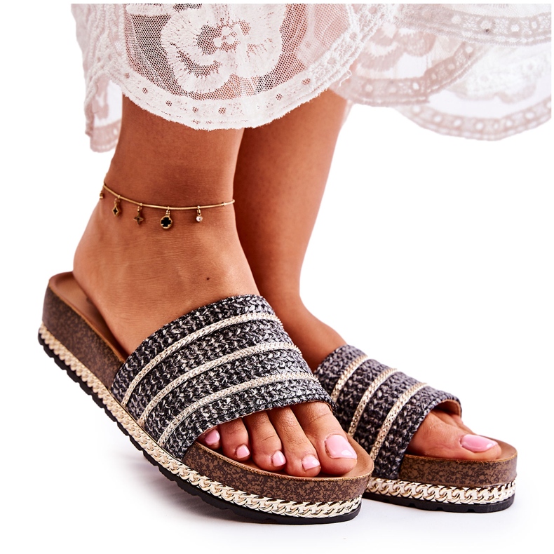 S.Barski Dámské klasické pantofle s řetízkem Black Maddy černá