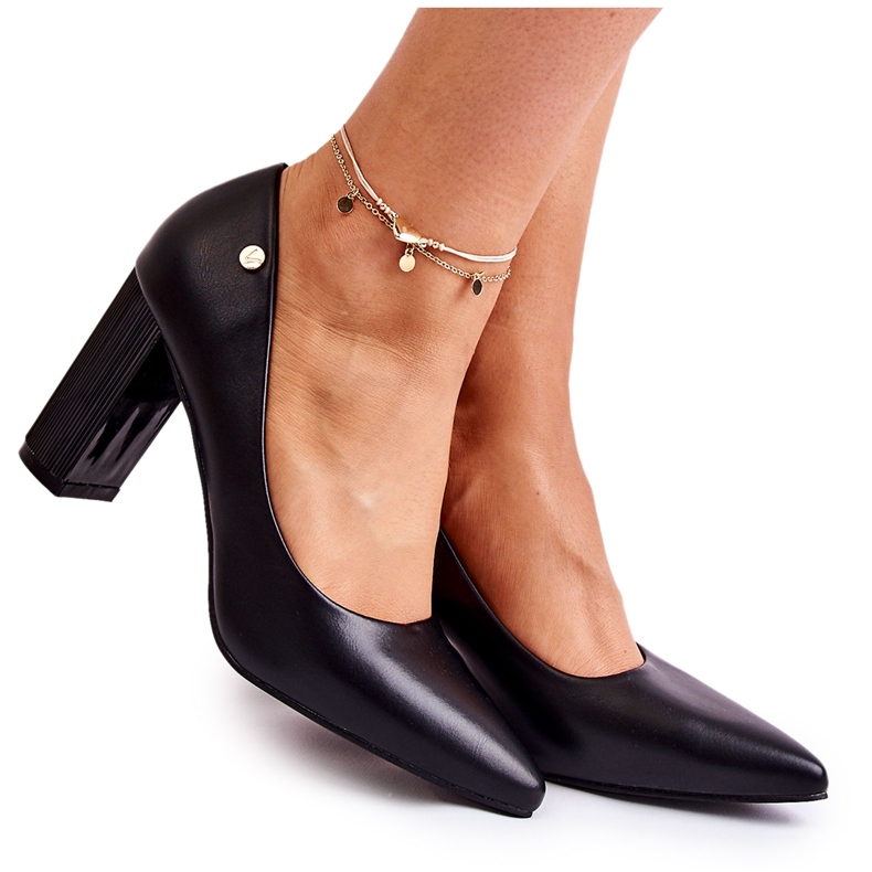 Vinceza Kožené lodičky Na Baru V Spitz Black Larea černá