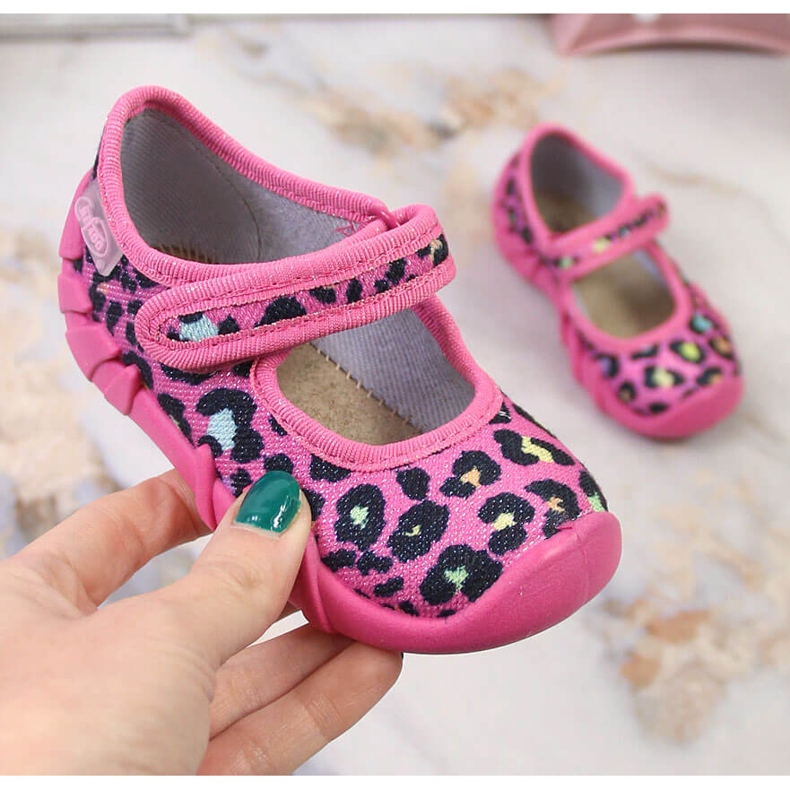 Dívčí pantofle se suchým zipem růžové panter růžové Befado růžový