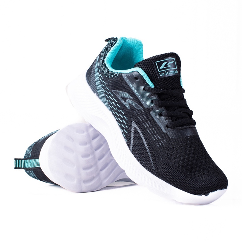 Černé šněrovací sportovní boty Shelovet s bílou podrážkou černá