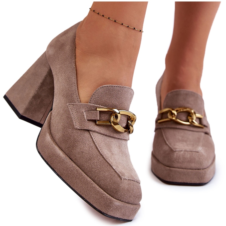 Semišové lodičky s ozdobným řetízkem Laura Messi 2444 světle hnědá béžový hnědý