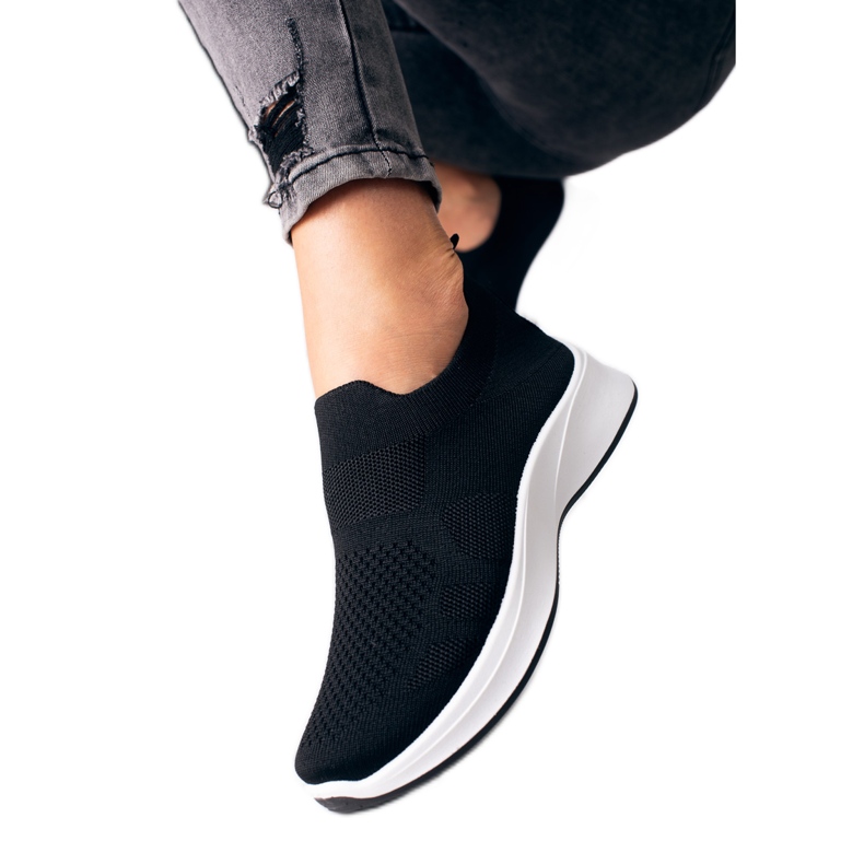 Dámské černé tenisky Shelovet s bílou podrážkou černá