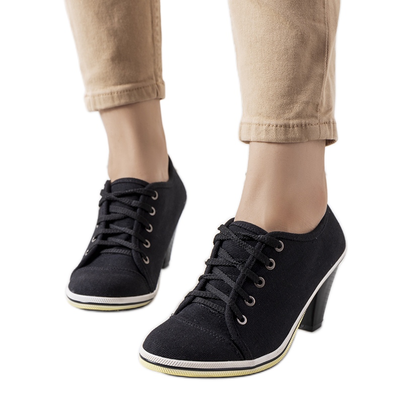 Černé brogy na belisle postu černá