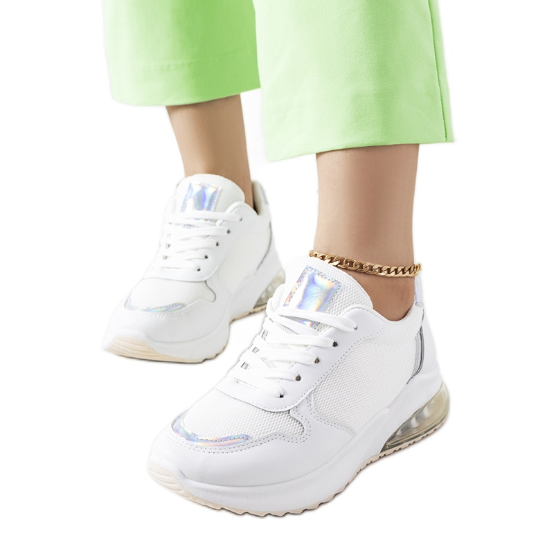 Bílé sportovní tenisky Tierney bílý Bílé sportovní tenisky Tierney bílý