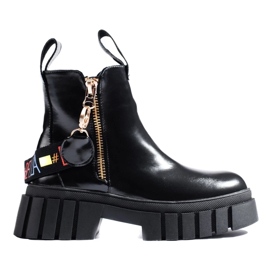 Černé pracovní boty černý