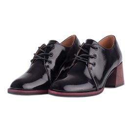 Lakované vysoké podpatky Vinceza černý