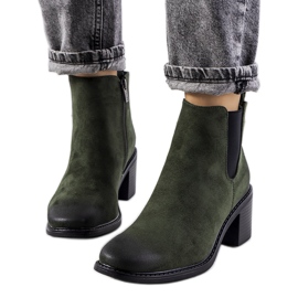 Zelené boty Aston zelený