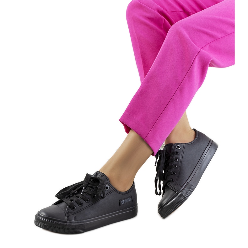 Černé tenisky Big Star KK274011 černá