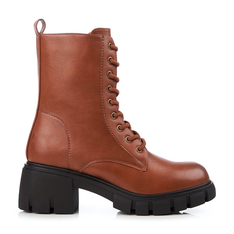 Klasické hnědé šněrovací kozačky Shelovet na vysokém podpatku hnědý