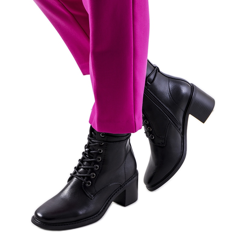 Černé boty Sanlow černá