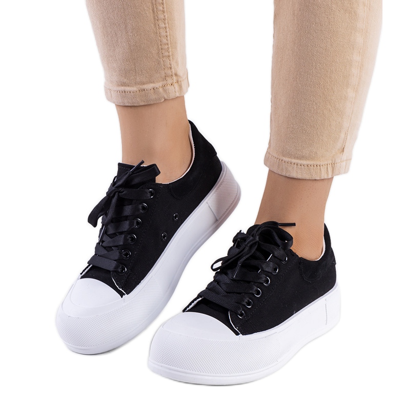 Černé tenisky na platformě Kilkenny černá