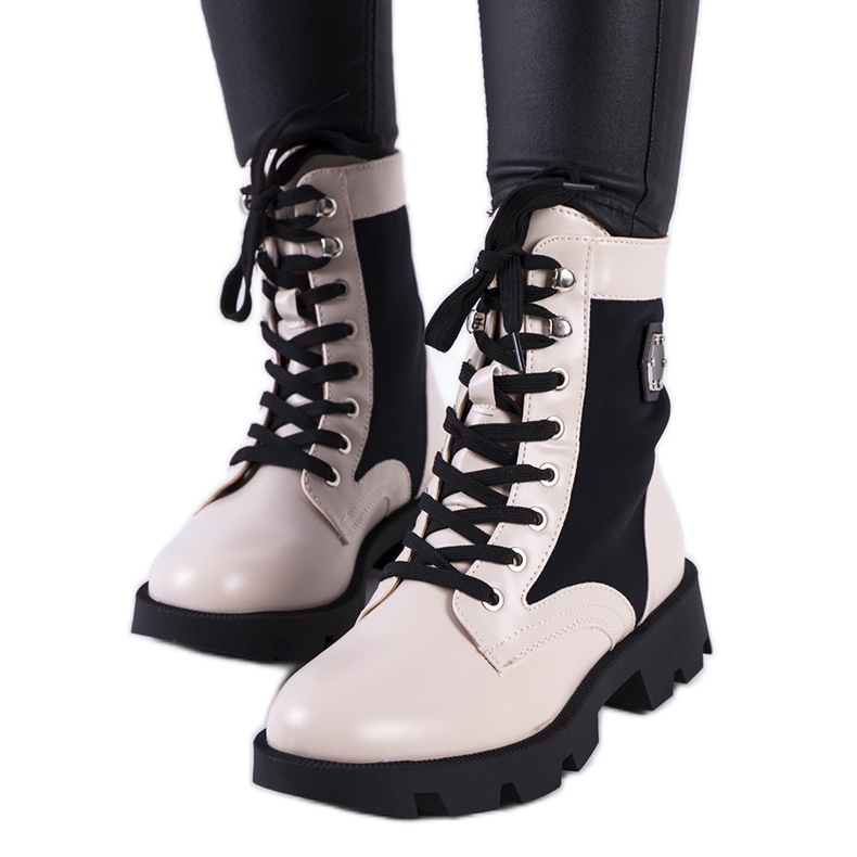 Béžové kozačky značky Keld béžový černá