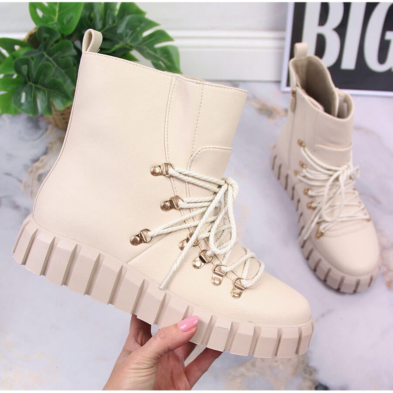 Zateplené dámské béžové boty na platformě Potocki WOL108B béžový