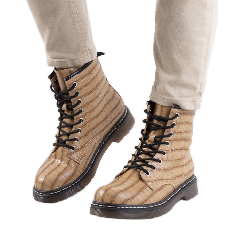 Hnědé dámské turistické boty Norte hnědý