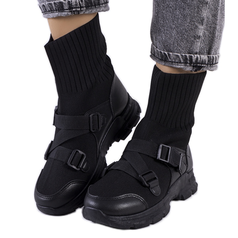 Černé sakrové tenisky černá