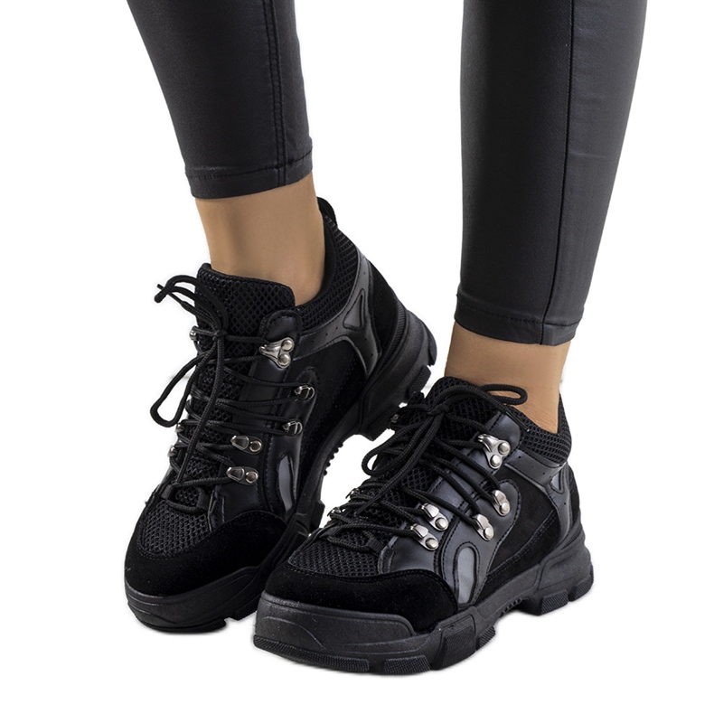 Černé tenisky Stratford černá