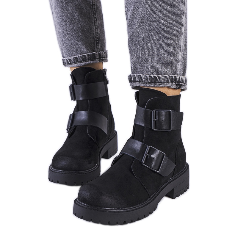 Černé eko-semišové boty od Leurbost černá