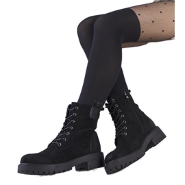 Černé eko semišové kozačky od Wellspring černá Černé eko semišové kozačky od Wellspring černá