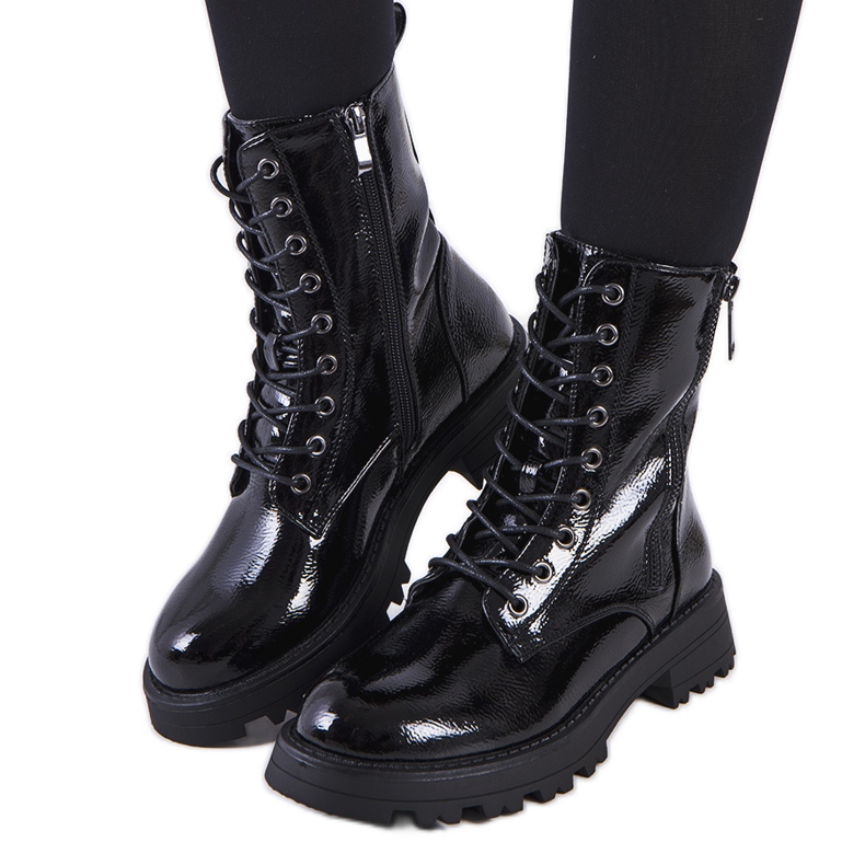 Lapačky z ekokůže Worcester v černém provedení černá