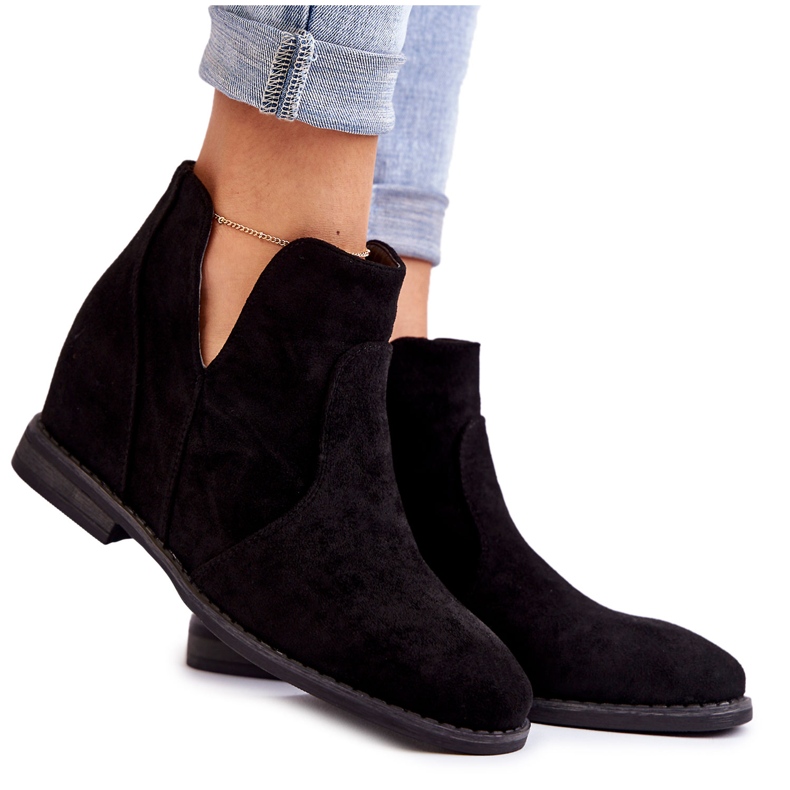 S.Barski Černé Henriette Semišové Kozačky S Výřezy Na Plochém Podpatku černá S.Barski Černé Henriette Semišové Kozačky S Výřezy Na Plochém Podpatku černá