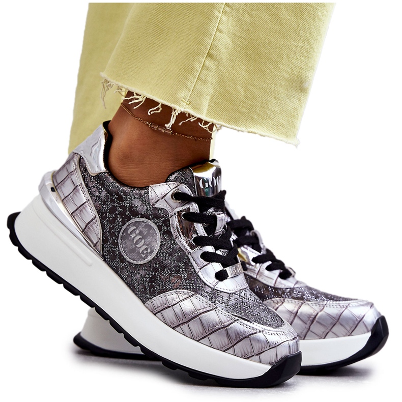 Dámská sportovní obuv na klínku GOE KK2N4083 stříbrná stříbrný