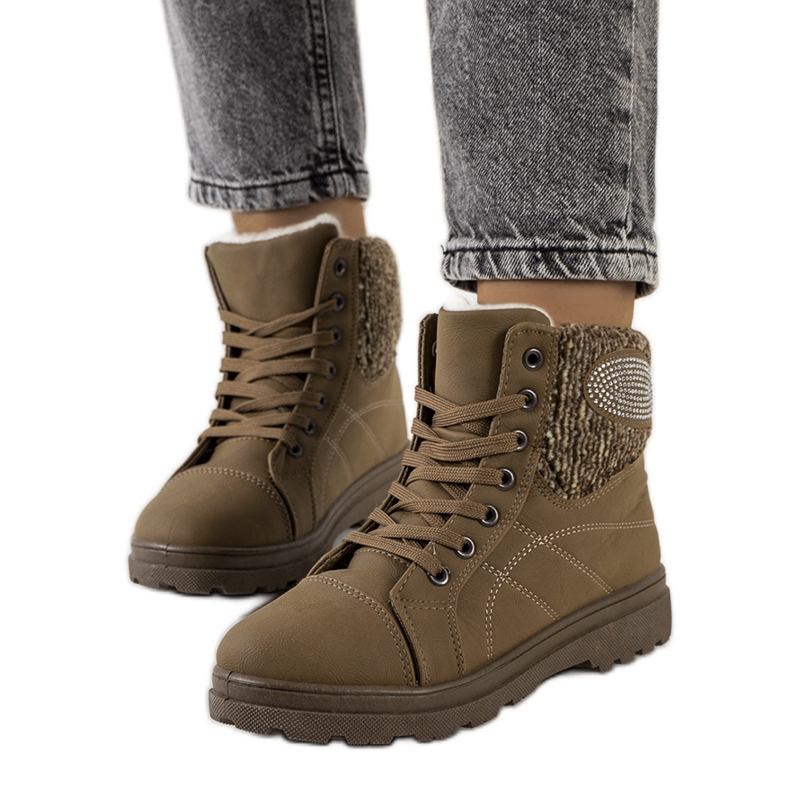 Zelené zateplené kozačky od Wilkins zelená Zelené zateplené kozačky od Wilkins zelená