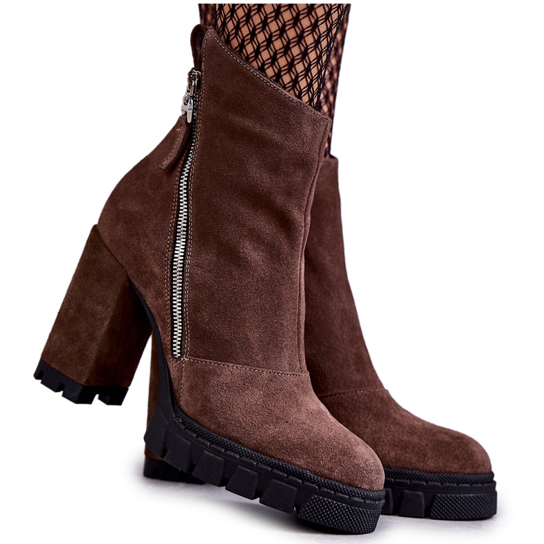 Módní semišové boty na vysokém podpatku Laura Messi 2509 Brown hnědý