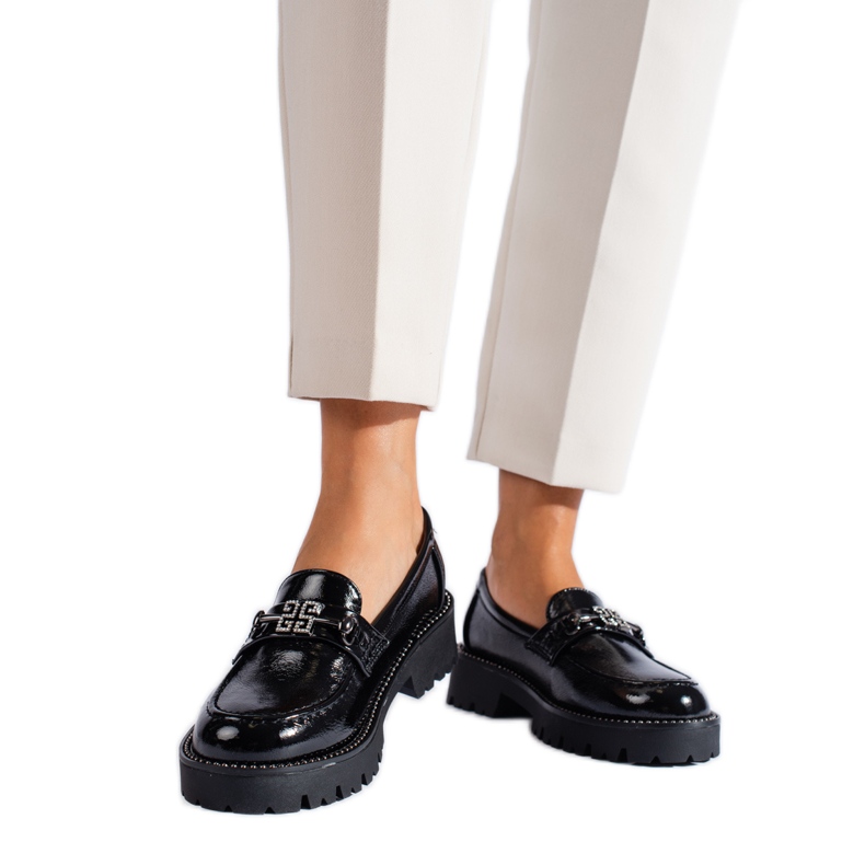 Dámské lakované mokasíny na silné podrážce Shelovet černé barvy černá