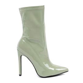 Dámské kotníkové boty na vysokém podpatku ze zelené lakované kůže zelená