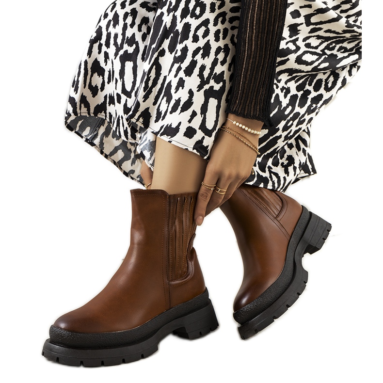 Hnědé dámské boty Frei hnědý