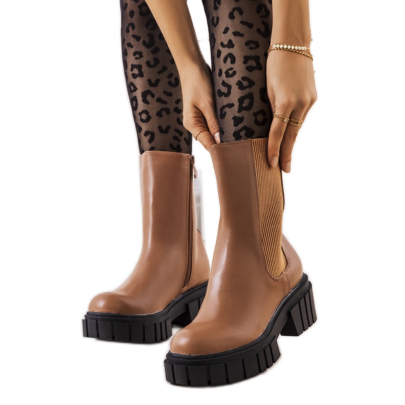 Hnědé dámské kozačky Melika hnědý Hnědé dámské kozačky Melika hnědý