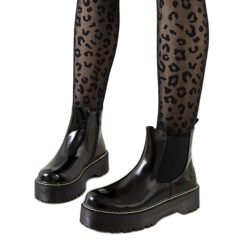 Černé kozačky na vysoké platformě Esilal černá Černé kozačky na vysoké platformě Esilal černá