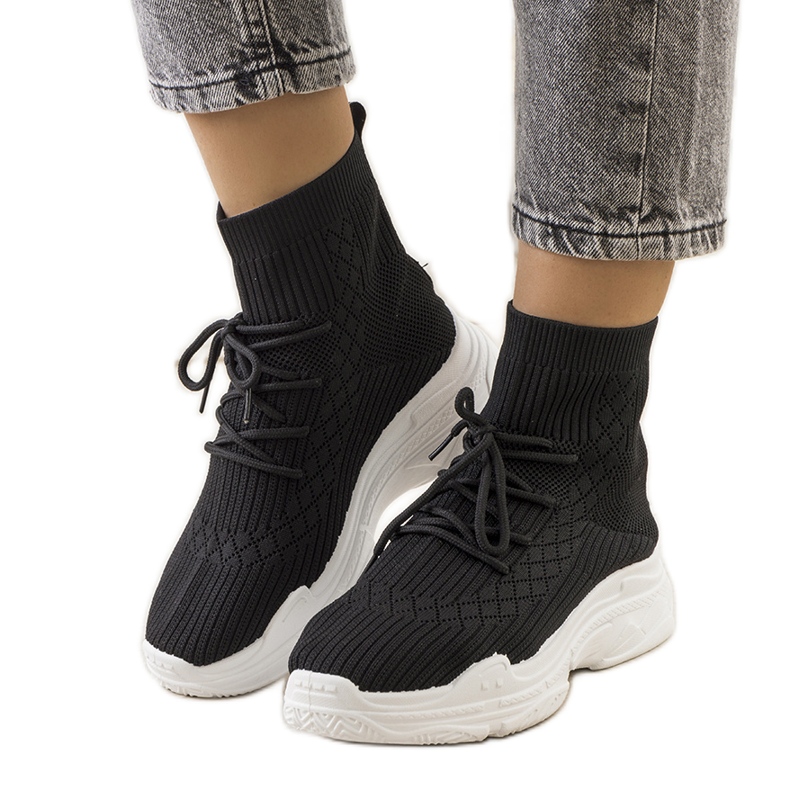 Černé ponožky značky Dowden černá