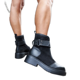 Černé dámské kozačky značky Elbika černý