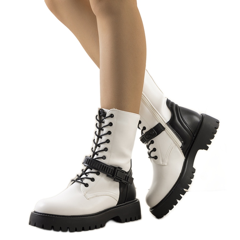 Bílé tašky Livenza černá