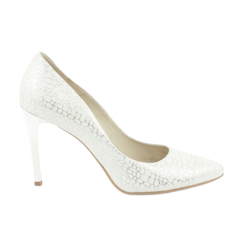 Čerpadla na Espinto C-456/67 White s kovovými vzory bílý