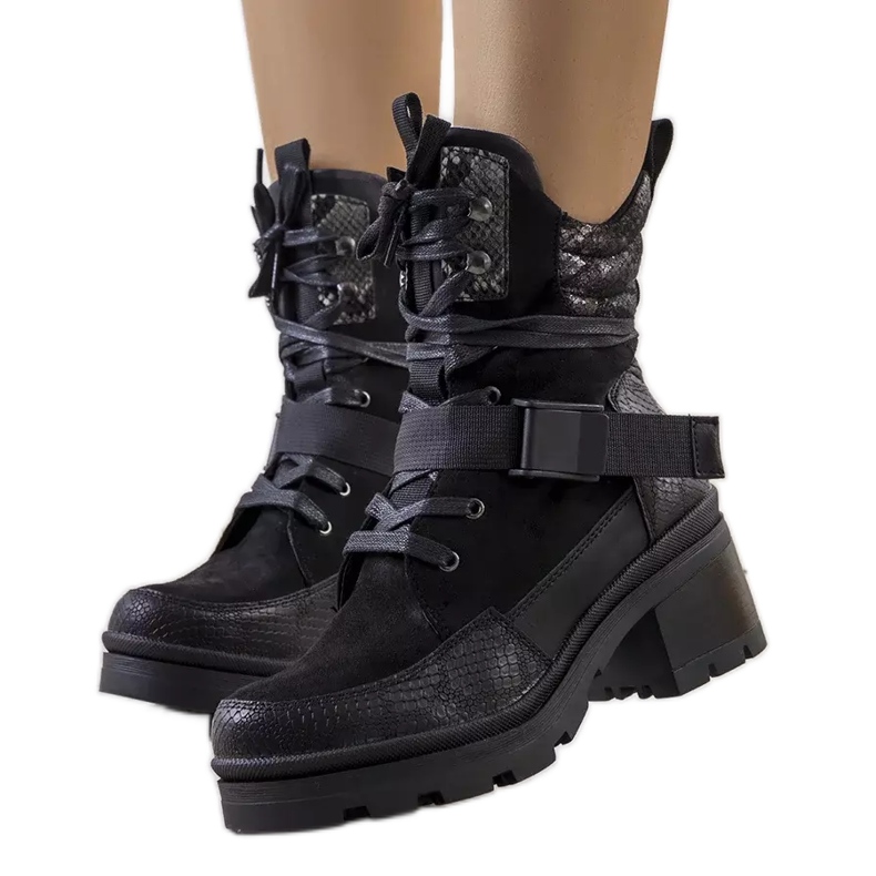 BM Černé boty Pilastri na vysokém podpatku černá