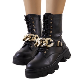 Černé kotníkové boty s řetízkem Laboy černá