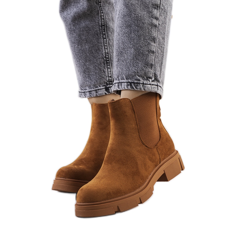 Hnědé dámské kozačky Correa hnědý