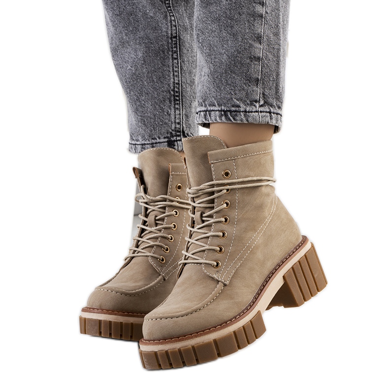 PA1 Béžové trapery od Nicolo béžový