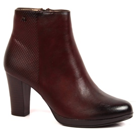 Kaštanově hnědé teplé dámské kozačky na sloupku M. Daszyński bordó