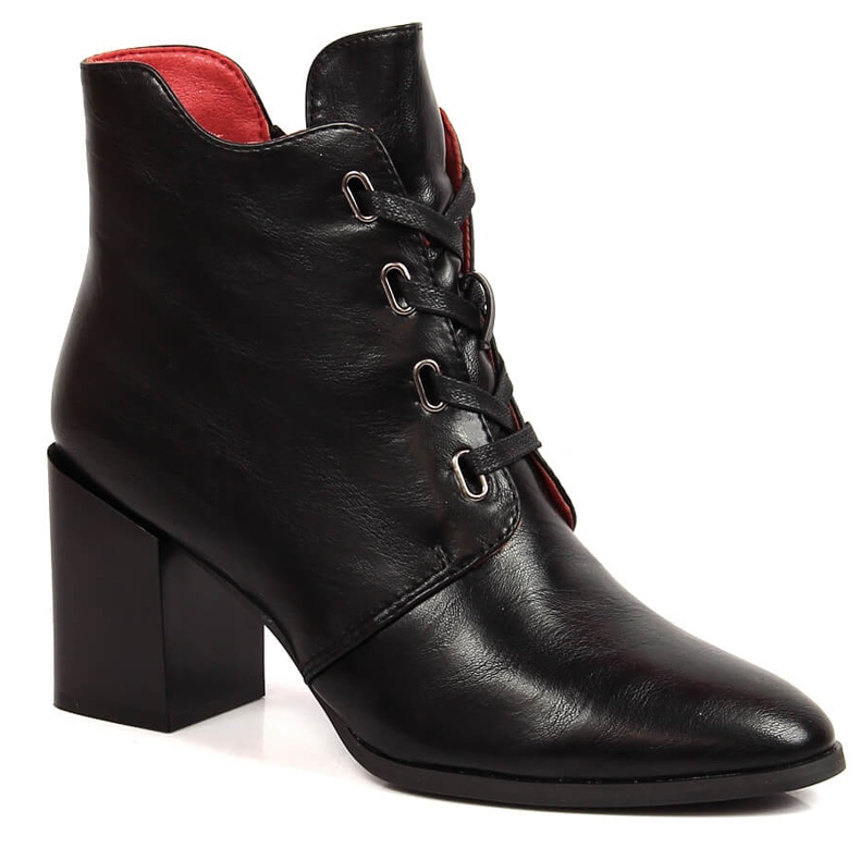 Černé zateplené dámské kozačky na sloupku M. Daszyński černá Černé zateplené dámské kozačky na sloupku M. Daszyński černá