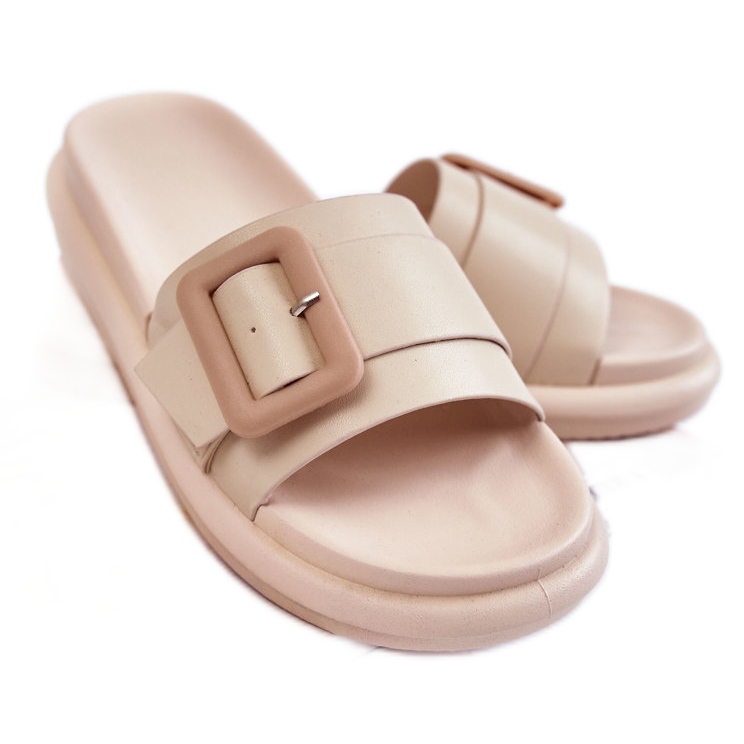 PA1 Dámské kožené pantofle se sponou Béžová Devia béžový PA1 Dámské kožené pantofle se sponou Béžová Devia béžový