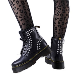 PA1 Černé kozačky s cvočky Castello černý