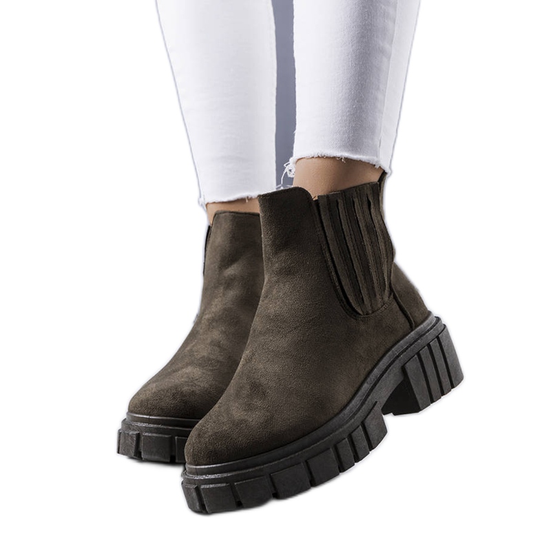 Zelené zateplené kozačky značky Leiva zelená