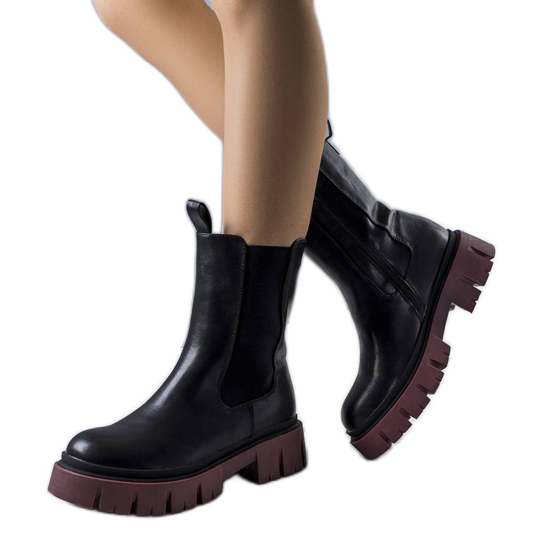 Evento Černé kozačky s fialovou podrážkou Kaydence černá Evento Černé kozačky s fialovou podrážkou Kaydence černá