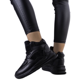 BM Černé zateplené tenisky od Malvern černý