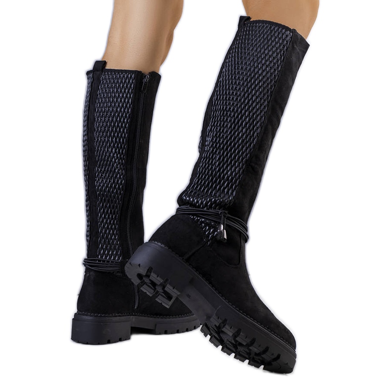 Černé zateplené kozačky od Leale černá Černé zateplené kozačky od Leale černá