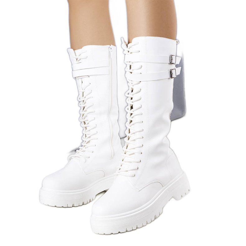 BM Bílé vysoké boty Christopher bílý